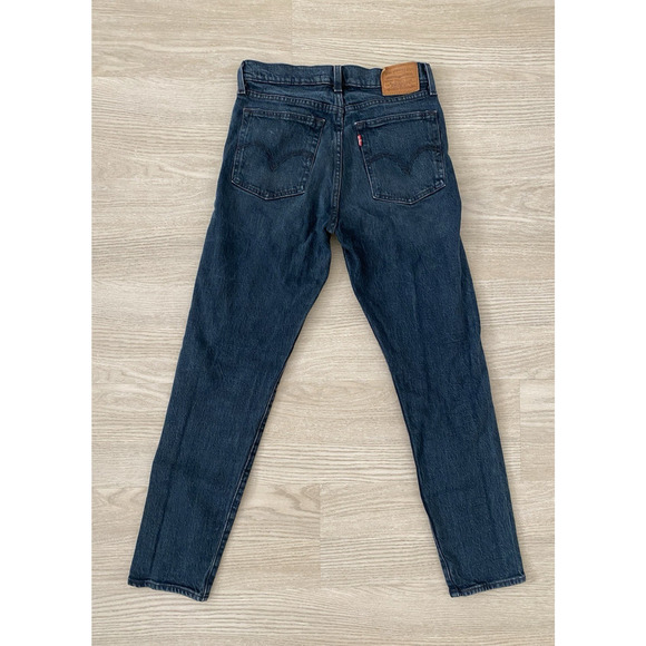 Levi's Premium Womens Wedgie Icon Fit Jeans 26 Faded Black High Rise Preppy - Picture 5 of 11